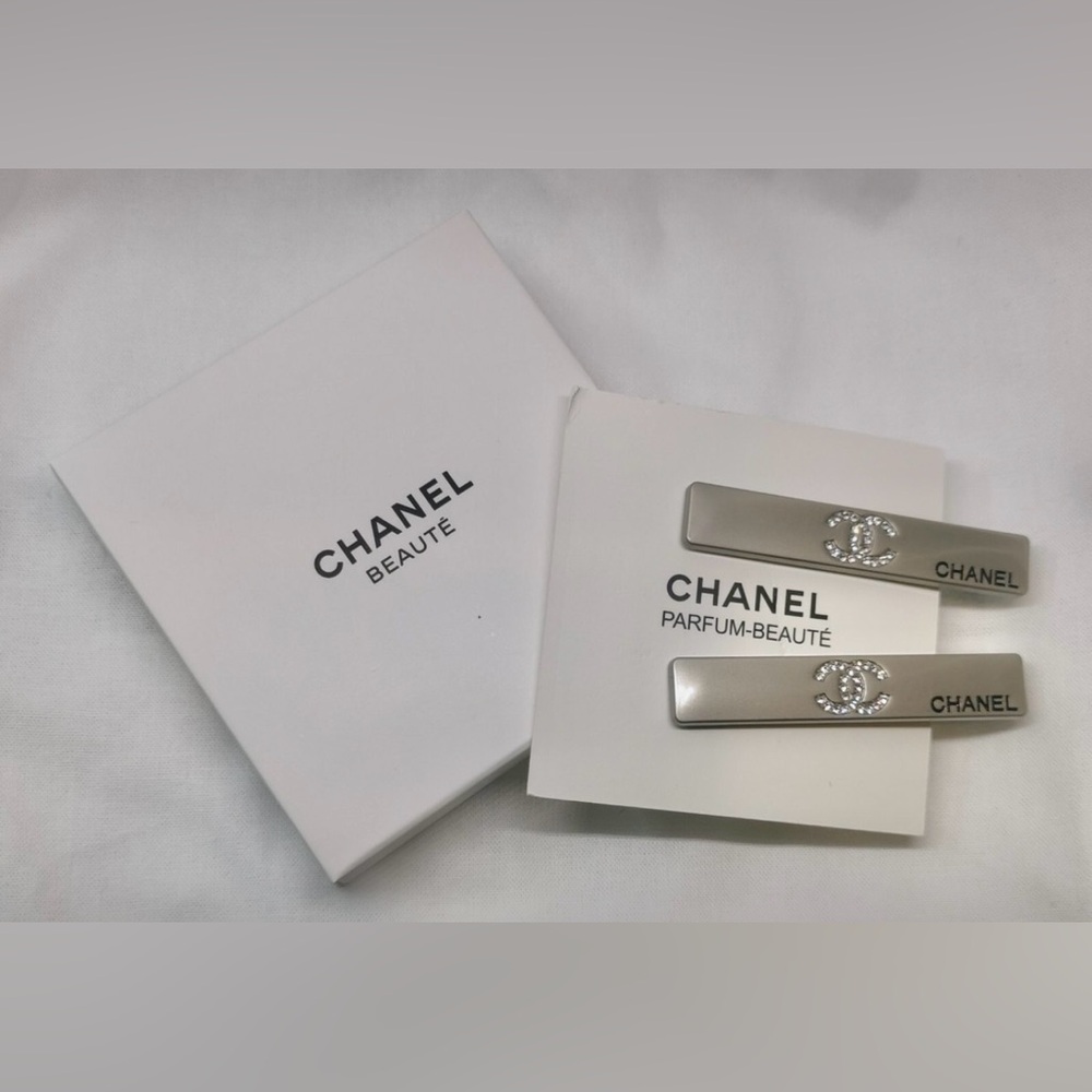 CHANEL Silver Hair Clips with Crystal Logo - Picture 8 of 9